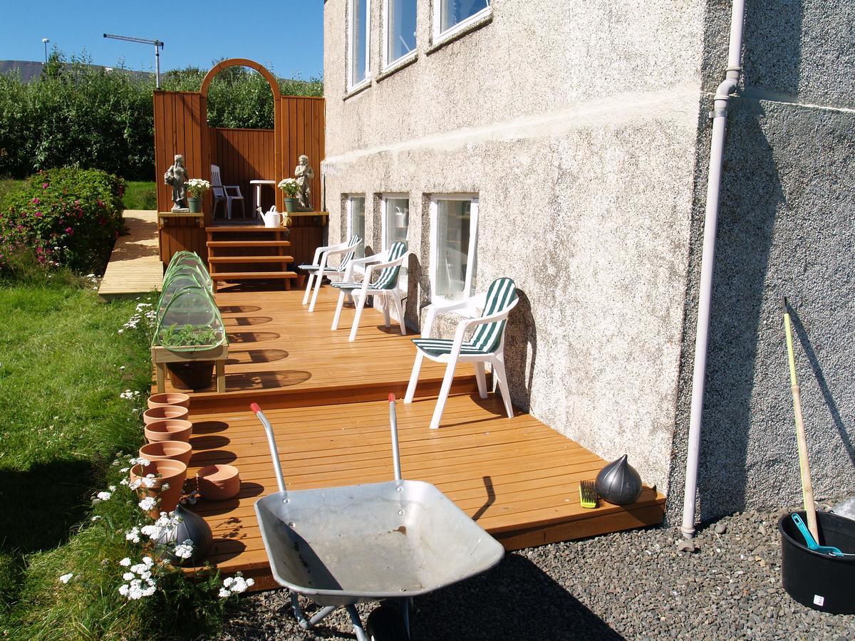 The Viking Country Club Guest House Hjalteyri Exterior foto