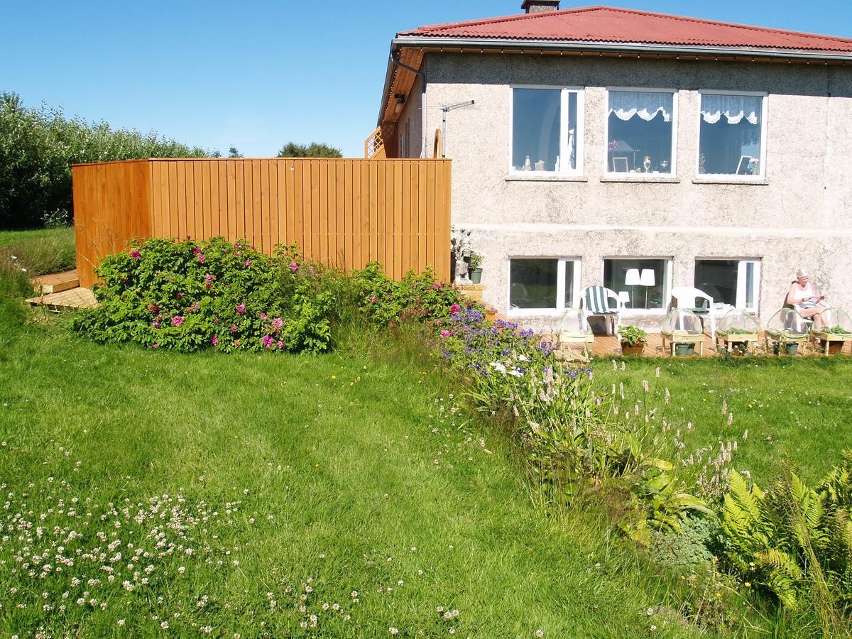 The Viking Country Club Guest House Hjalteyri Exterior foto